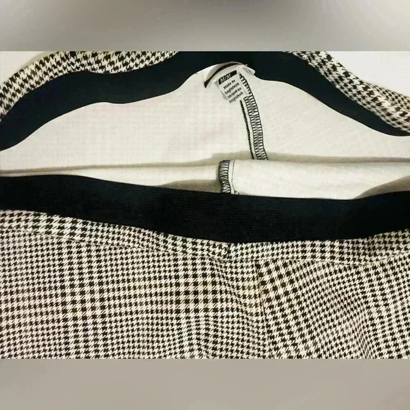 Jules & Leopold Stretch Plaid Pants/Leggings, Size Medium, Brown/Tan/Cream - Picture 5 of 11